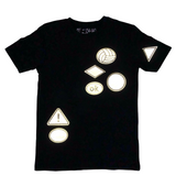 Voorbeeld van hoed Bal Strijk Embleem Patch Reflecterend oplicht in het donker samen met ander reflecterende strijk patches uit deze colectie op een zwart t-shirt