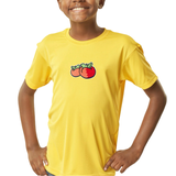 Oranje Rode Tomaten Strijk Embleem Patch op een geel t-shirt