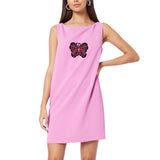 Vlinder Strijk Embleem L Patch op een roze jurk