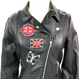 London Brits Engelse Vlag Strijk Patch op een zwart kunstleren jasje