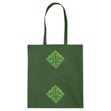 Twee maal de Tribal Paillette Groen Sequins Cosplay Strijk Embleem Patch op een groen linnen tas
