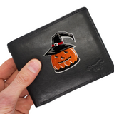 Pompoen Heks Heksen Muts Halloween Strijk Embleem Patch op een zwarte portemonnee