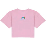 Regenboog Wolken Strijk Embleem Patch op een roze t-shirtje