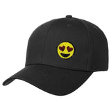 Smiley Emoji Gele Paillette Strijk embleem Patch op een zwarte cap