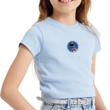 Astronaut Strijk Embleem Patch Rond op een lichtblauw t-shirtje