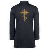 Kruis Cross Strijk Embleem Patch Goud op de achterzijde van een zwarte Gothic jas