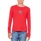 Ster Paillette Strijk Embleem Patch Zilver op een rood t-shirt