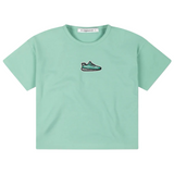 Sneaker Gymp Schoen Supreme Tekst Strijk Embleem Patch op een klein groen shirtje