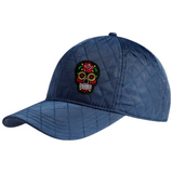 Sugar Skull Doodskop Strijk Embleem Patch Zwart op een blauwe cap