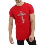 Kruis Cross Strijk Embleem Patch Zilver op een rood t-shirt