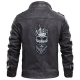 Schedel Kroon Baard Snor Biker XL strijk Embleem gelijmd op de rugzijde van een zwart leren jas