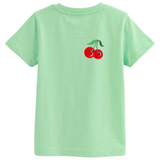 Kersen Strijk Embleem Patch op een groen t-shirtje