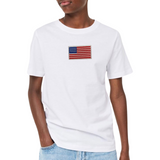 Vlag USA Amerika Stars And Stripes Strijk Embleem Patch op een wit t-shirt