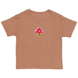 Paddestoel Roze Strijk Embleem Patch op een bruin t-shirtje