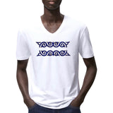 Twee maal de Cosplay Sequins Venetiaans Kant Strijk Applicatie Patch Blauw Goud op een wit t-shirt