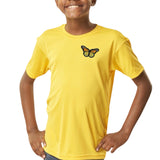 Vlinder Strijk Embleem Patch Oranje Geel Zwart op een geel t-shirt