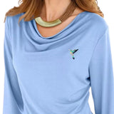  Broche Sierspeld Kolibrie Vogel Blauw op een lichtblauw tuniek 