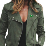 Broche Sierspeld Paarlemoer Groen op een groen jasje
