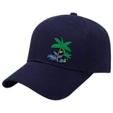 Palmbomen Oase Strijk Embleem Patch op een donkerblauwe cap