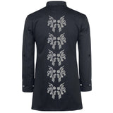 Vijf maal de Venetiaans Kant Cosplay Sequins Strijk Applicatie Patch Set Zilver op de rugzijde van een zwarte Goth jas