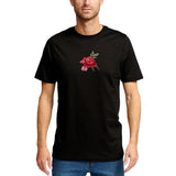 Pioen Roos Bloemen Strijk Embleem Patch op een zwart t-shirt