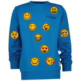Emoji Smiley Lach Vrolijk Tevreden Strijk Embleem Patch samen met vele andere emoji strijk patches uit deze serie op een blauwe sweater