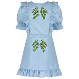 Twee maal de Venetiaans Kant Cosplay Sequins Strijk Applicatie Patch Set Groen op een jurkje van spijkerstof
