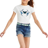 Bloesem Vlinder Blauw Strijk Embleem Patch Set op een wit t-shirtje