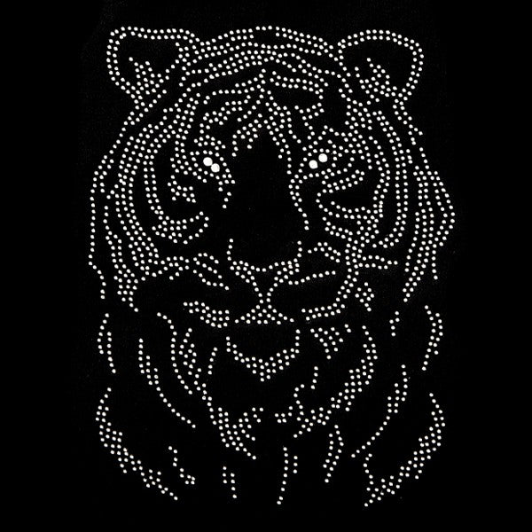 Applicatie van een tijger kop die vervaardigt is van zilverkleurige strass steentjes op een zwarte ondergrond