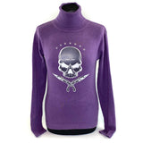 Piraten Doodskop Skull Met Sabels Full Color Strijk Applicatie op een paarse trui