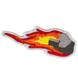 Vlammende meteoor patch met de kleuren rood oranje geel en grijs