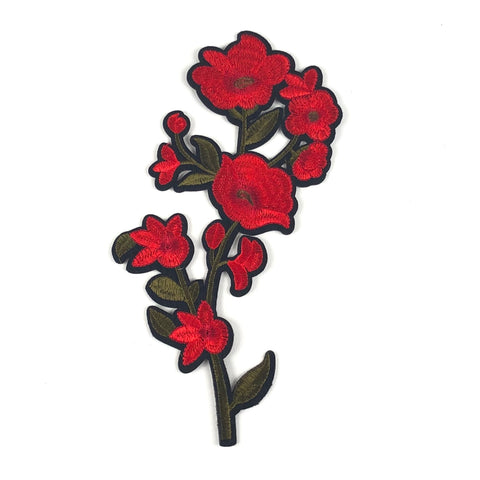 Geborduurde Rode Bloemen Op Mos Groene Tak XL Strijk Patch