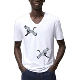 Kraanvogel XL Strijk Embleem Patch Set L+R op een wit t-shirt