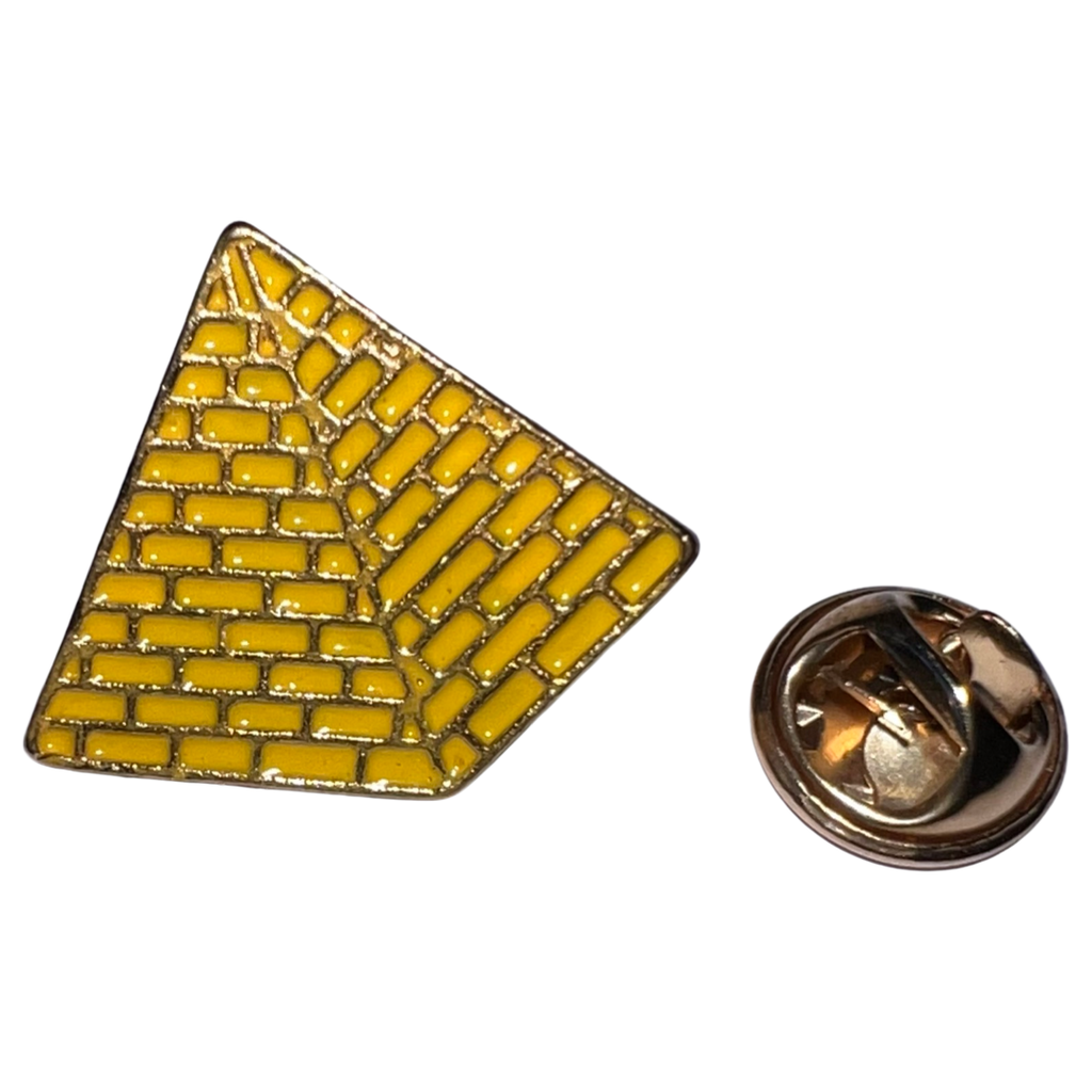 Piramide Emaille Pin