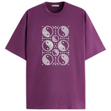 Yin Yang Strass Strijk Applicatie op een paars t-shirt