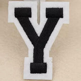 Zwarte Alfabet Letter Y Met Witte Rand Strijk Patch