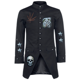 Magere Hein Zwarte Dood Met Zeis Strijk Embleem Patch samen met andere strijk patches op een goth jas