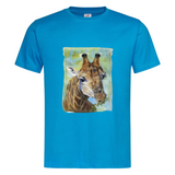 Giraffe Strijk Applicatie op een blauw t-shirt