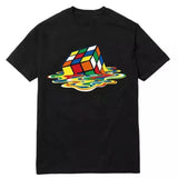 rubik-kubus-magic-cube-strijk-applicatie op een zwart t-shirtje