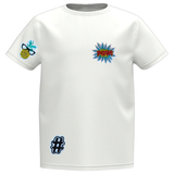 Pow Comic Style Tekstwolkje Strijk Embleem Patch samen met twee andere strijk patches op een klein wit t-shirtje