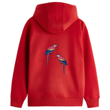 Papegaai Strijk Embleem Patch Set L+R op de rugzijde van een rode hoodie