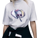 Olifant Fashion Strijk Applicatie op een wit t-shirt