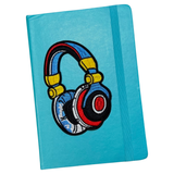 Koptelefoon Hoofdtelefoon Headset Strijk Embleem Patch L op de voorzijde van een blauwe agenda