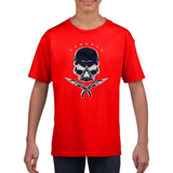 Piraten Doodskop Skull Sabel Strijk Applicatie op een rood t-shirt