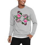 Butterfly's On Pink Roses Strijk Patch Set op een grijze sweater